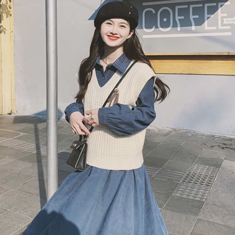 フレンチスリーブニットベスト×デニムシャツワンピース