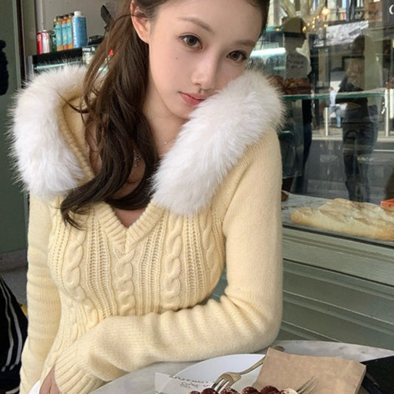 ファーフード付きケーブルニットセーター(2colors)