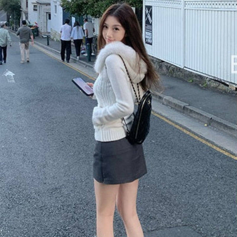 ファーフード付きケーブルニットセーター(2colors)