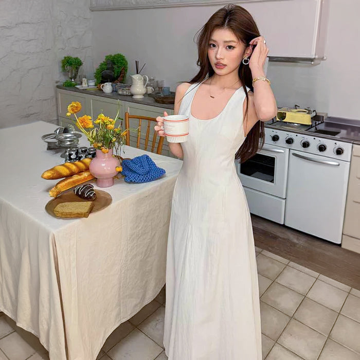 ラウンドネックノースリーブマキシワンピース