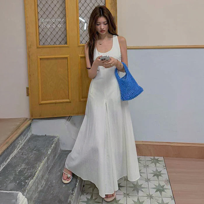 ラウンドネックノースリーブマキシワンピース