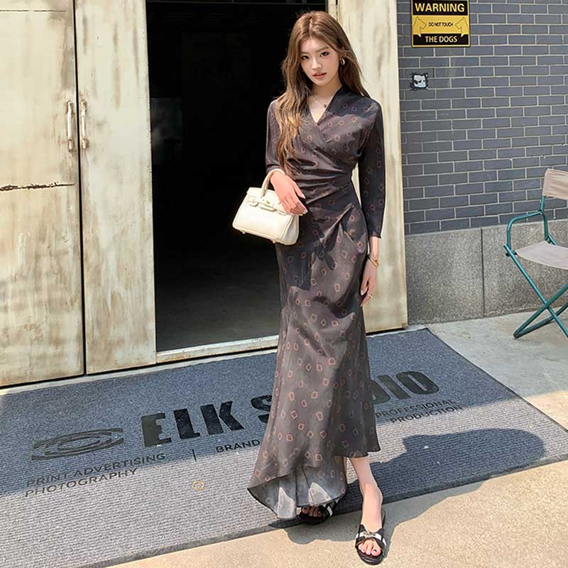 フィッシュテールカシュクールワンピース