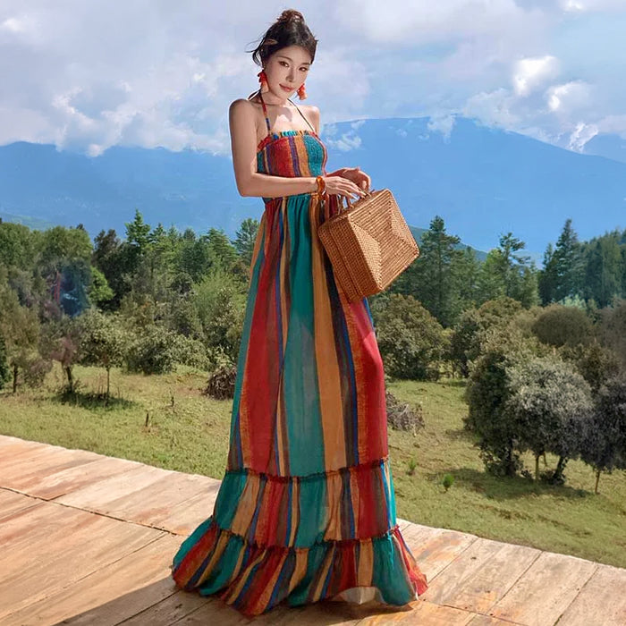 エキゾチックホルターネックワンピース