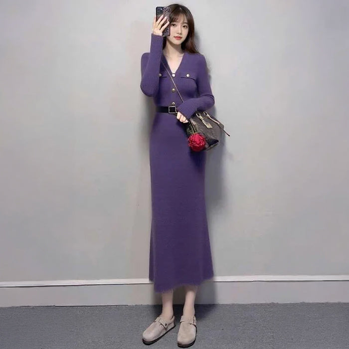 Vネックタイトニットワンピース