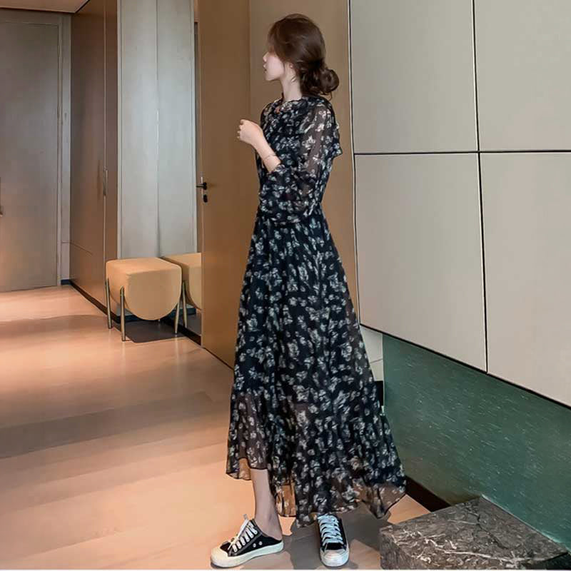 小花柄シフォンワンピース