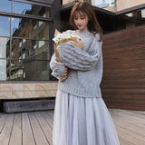 ケーブルスリーブニット×ボリュームチュールスカート