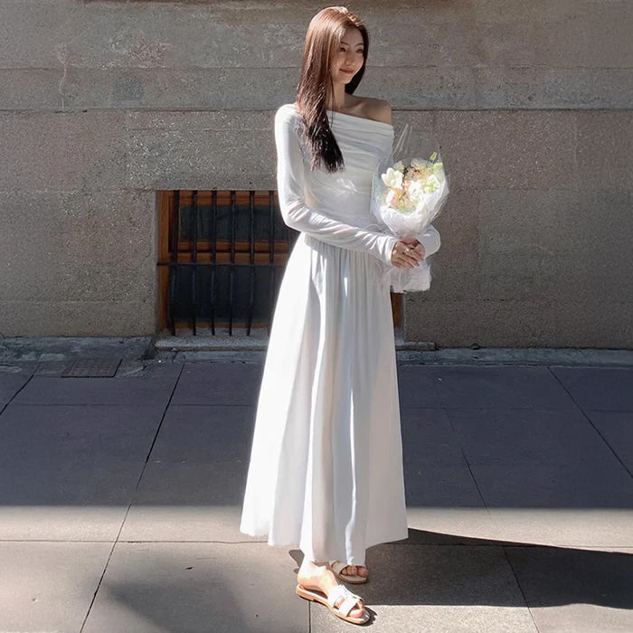 オフショルダーホワイトワンピース