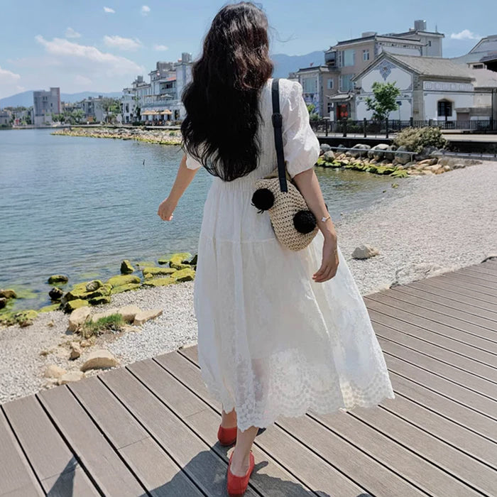 ホワイトレースワンピース（白）春/夏 ふんわり広がるAライン