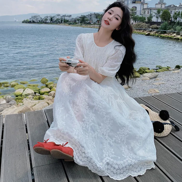 ホワイトレースワンピース