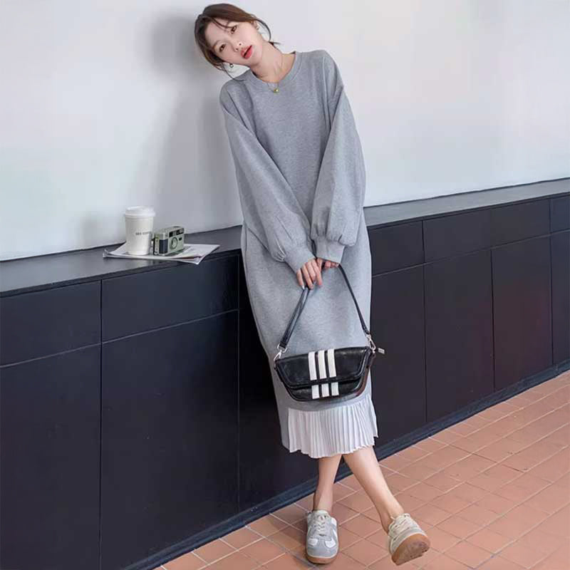 裾プリーツスウェットワンピース