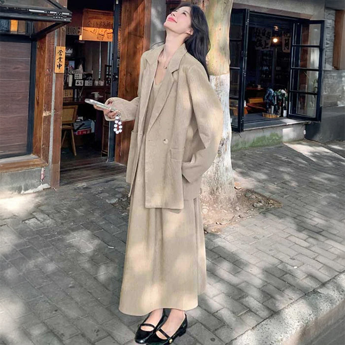 オーバーサイズジャケット×フレアワンピース