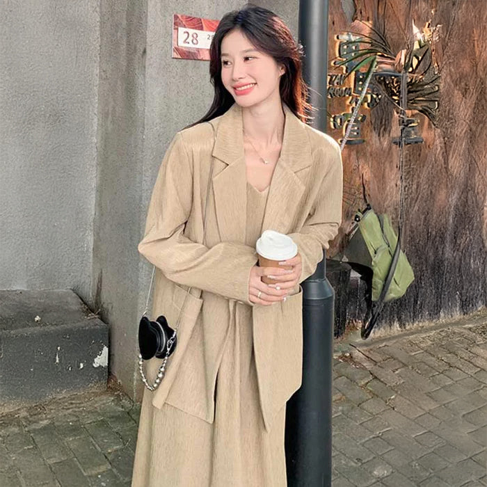 オーバーサイズジャケット×フレアワンピース