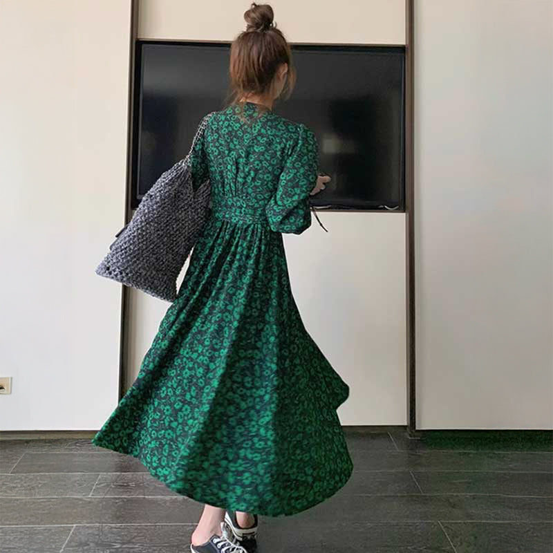 グリーンフラワーワンピース