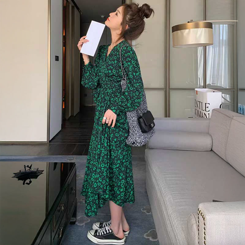 グリーンフラワーワンピース