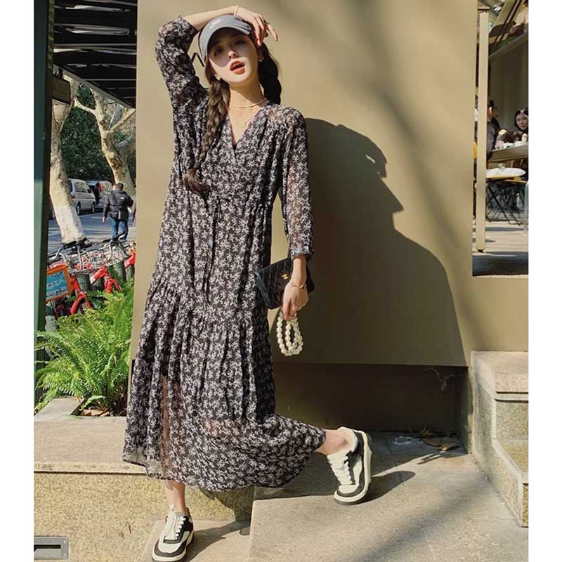 花柄シフォンティアードワンピース