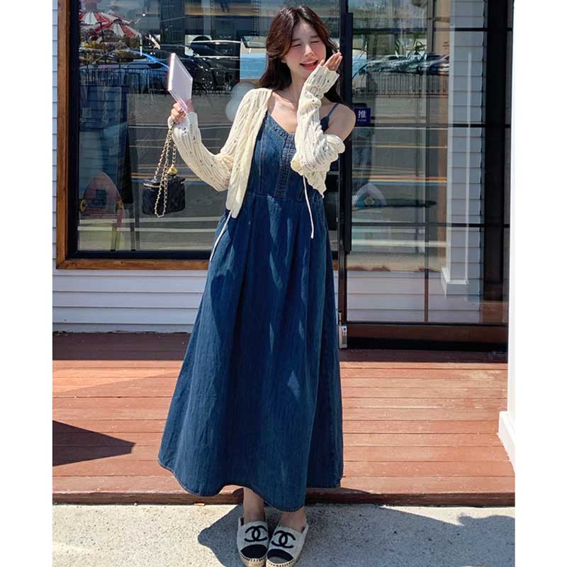 ニットカーディガン×デニムキャミソールワンピース