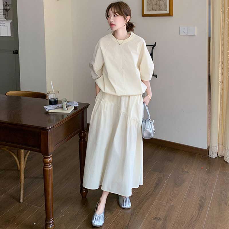 バルーン袖トップス×ボリュームスカート