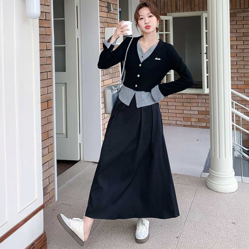 レイヤード風ショートカーディガン×フレアロングスカート