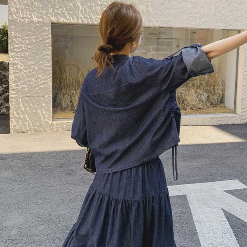 デニムシャツ×ティアードロングスカート