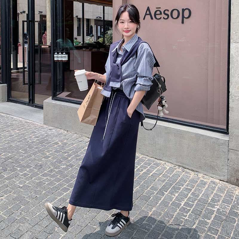 ストライプシャツ×ドペンシルロングスカート