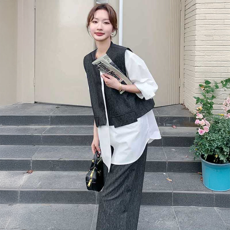 レイヤード風ブラウス×ワイドクロップドパンツ