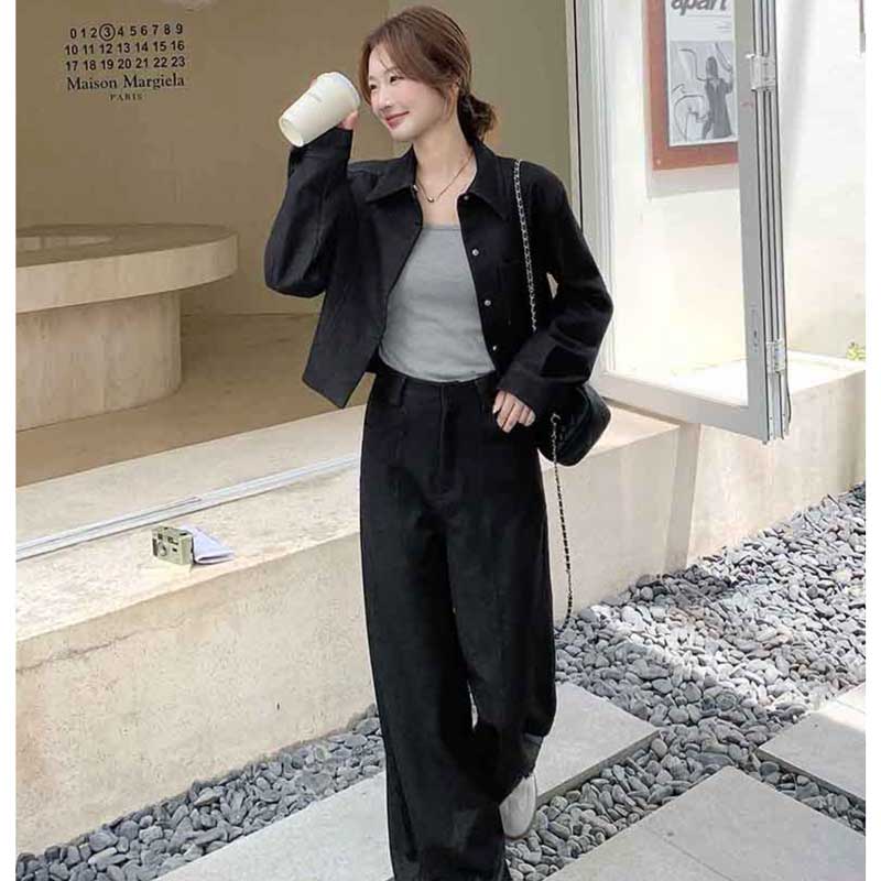 ショート丈ジャケット×ハイウエストパンツ（黒）秋/冬 美脚効果抜群の