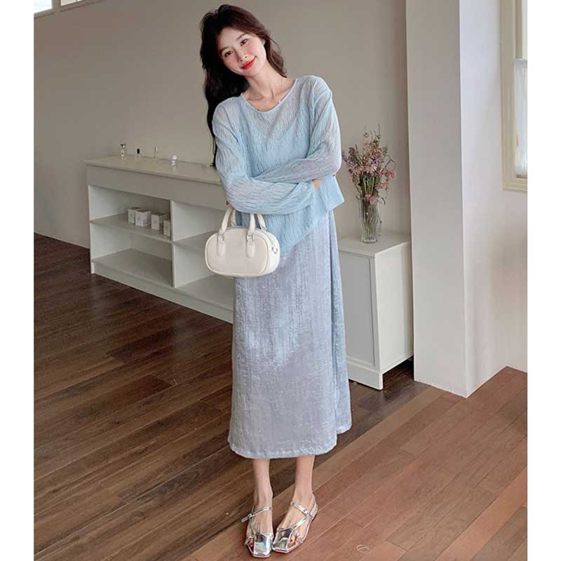 シアーニット×シャイニーキャミワンピース