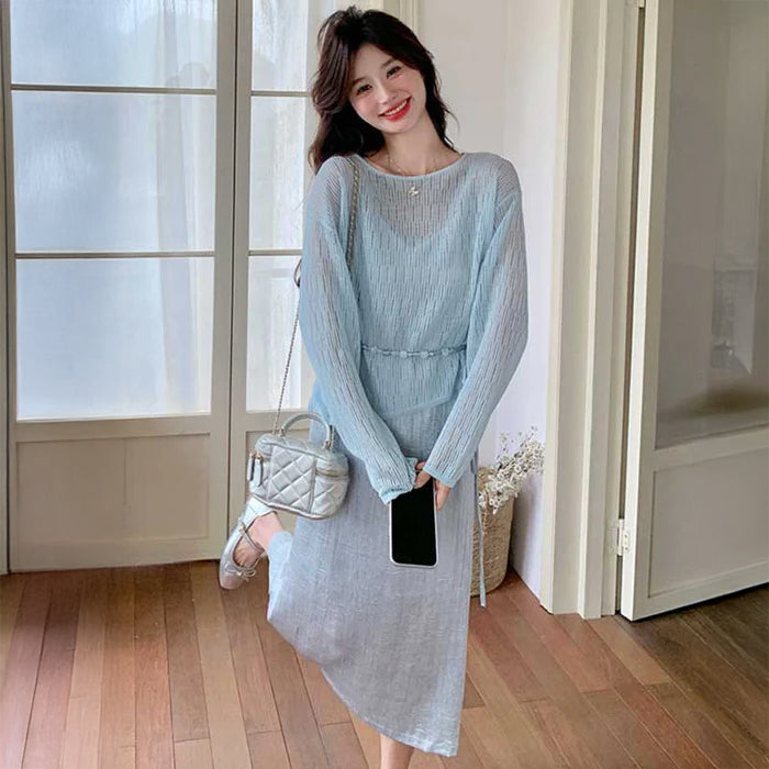 シアーニット×シャイニーキャミワンピース