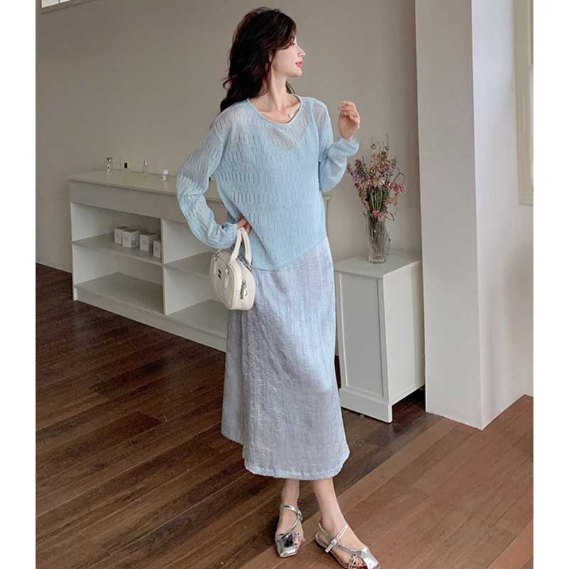 シアーニット×シャイニーキャミワンピース