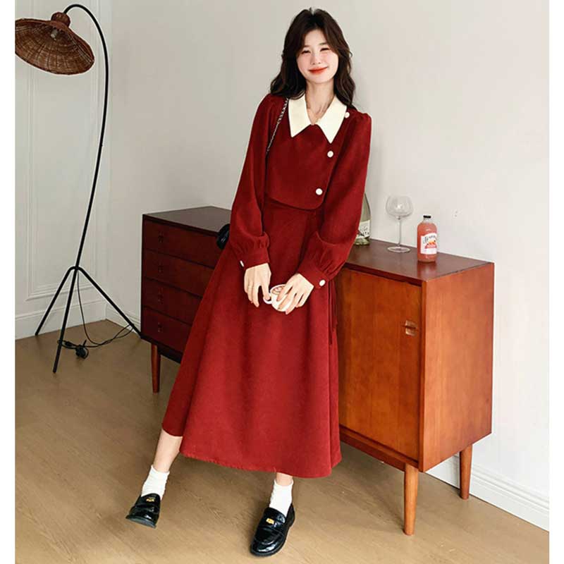 レトロセットアップ風ワンピース