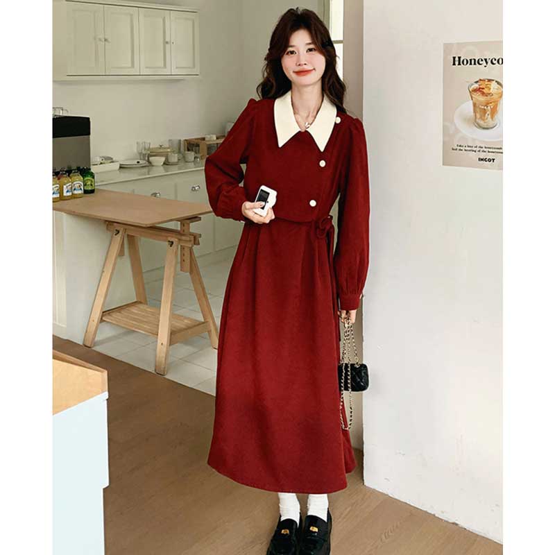 レトロセットアップ風ワンピース