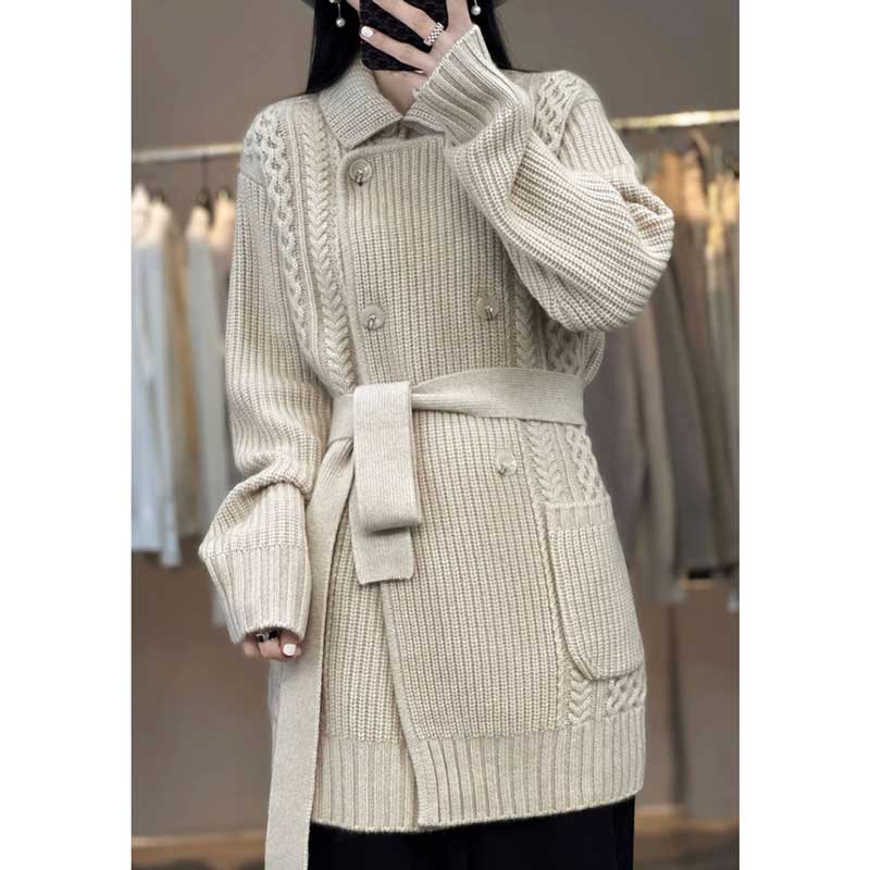 ケーブル編みニットロングカーディガン（ベージュ）秋/冬 優しい立体感