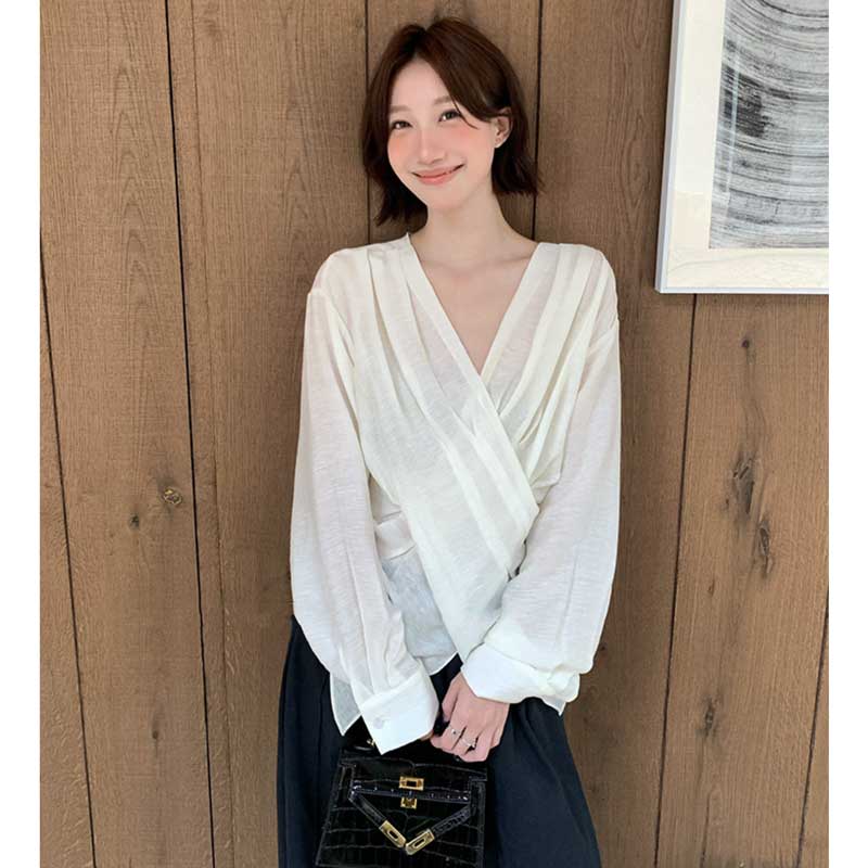 クロスドレープVネックブラウス