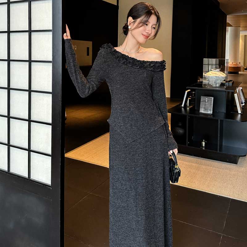 ワンショルダーフリルネックセットアップ