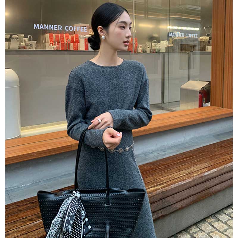 チェーンベルト付きマキシワンピース(2colors)