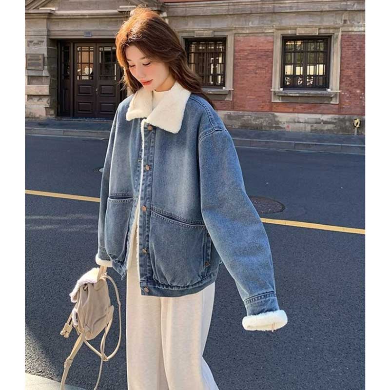 ボア襟デニムジャケット