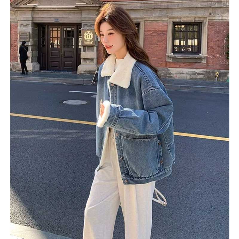 ボア襟デニムジャケット（青）秋/冬 暖かさとトレンドを両立