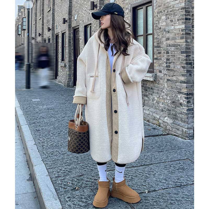 フード付きボアロングコート