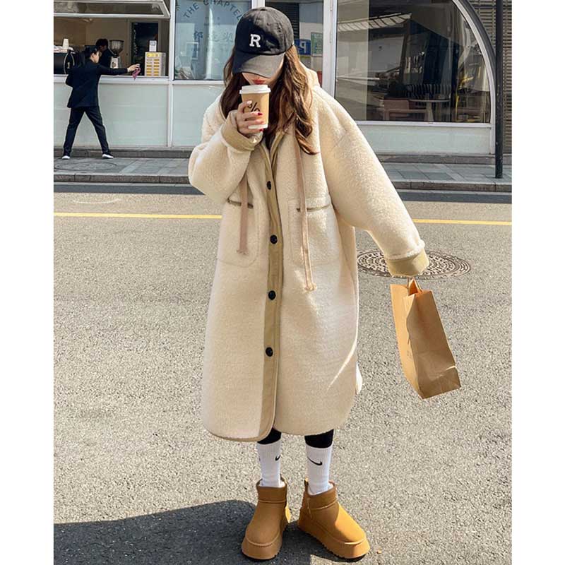 フード付きボアロングコート（白）秋/冬 暖かさとおしゃれを両立