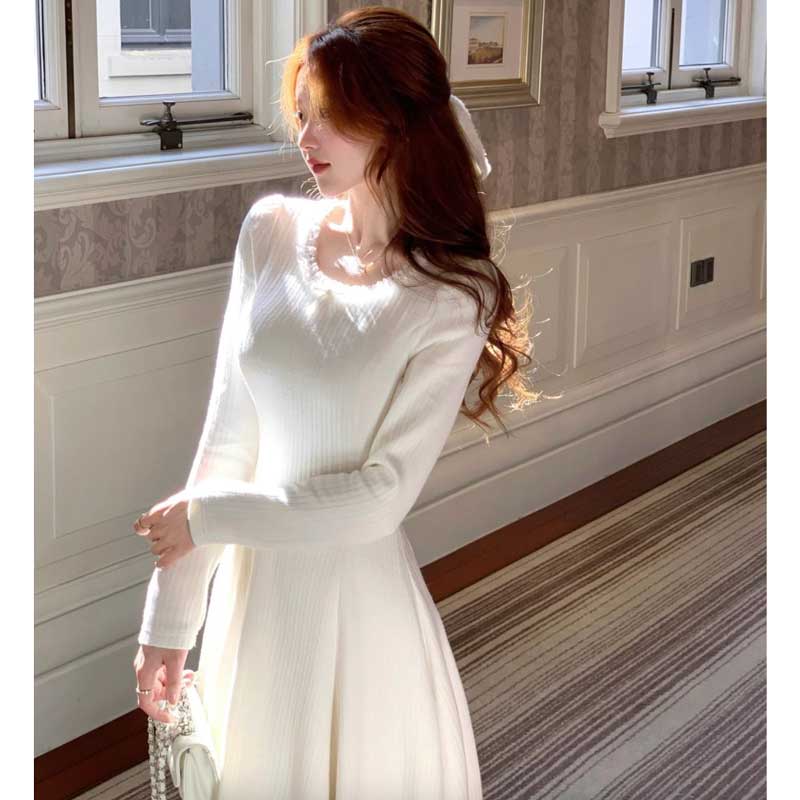 レーストリムフレアニットワンピース