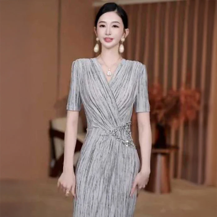 グレー プリーツラップデザインワンピース