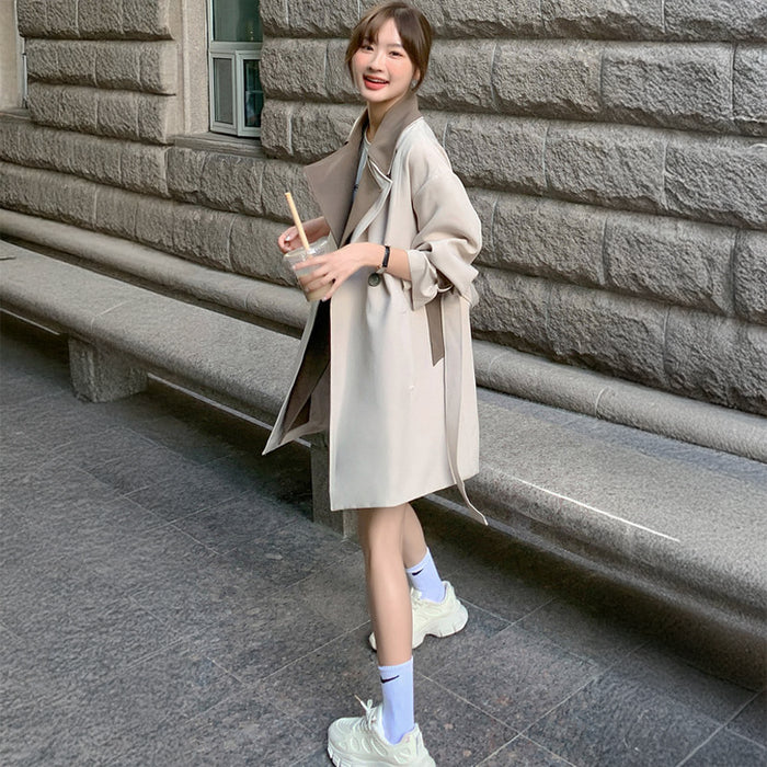 レイヤード風ツートンカラートレンチコート