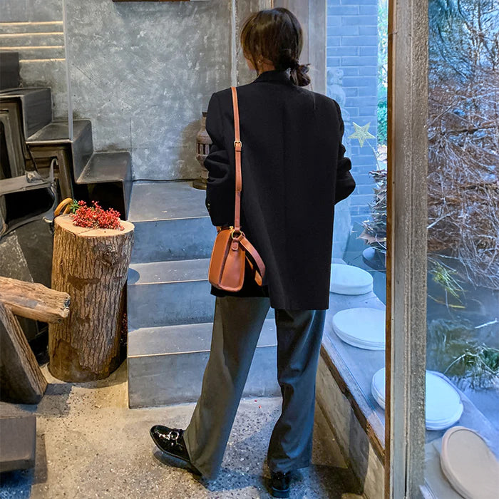 オーバーサイズブラックジャケット