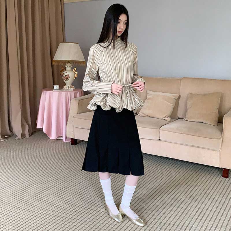 ストライプペプラムブラウス