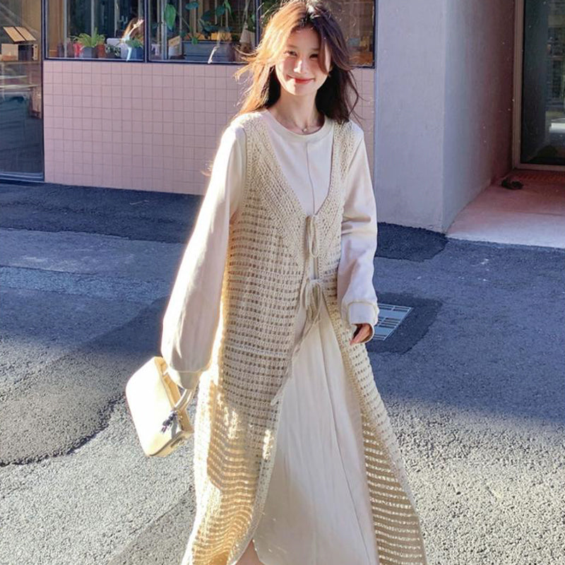 レースロングカーディガン×サイドスリットワンピース