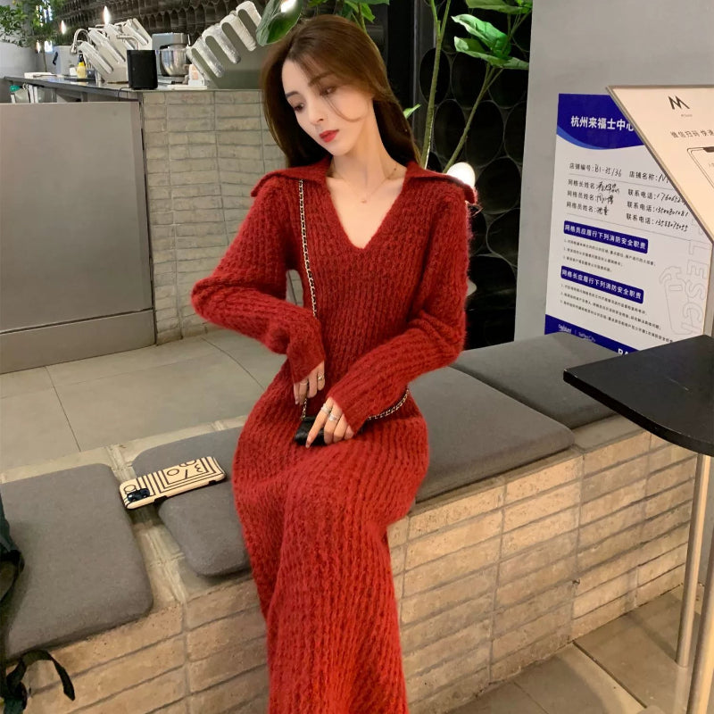 レッドカラースリムニットワンピース