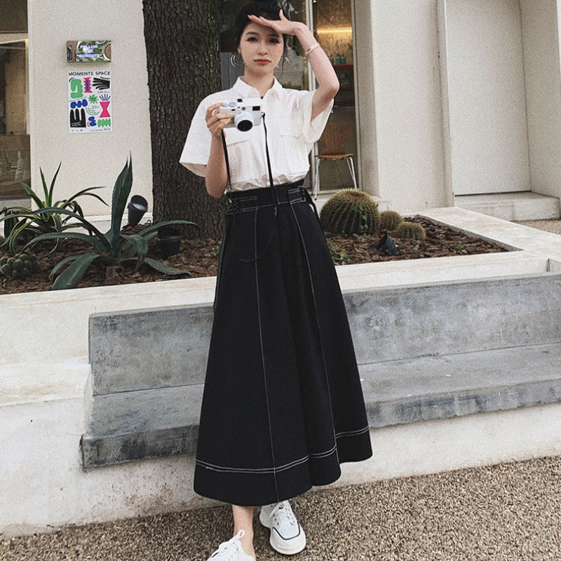 ブラウス×ホワイトステッチワイドパンツ