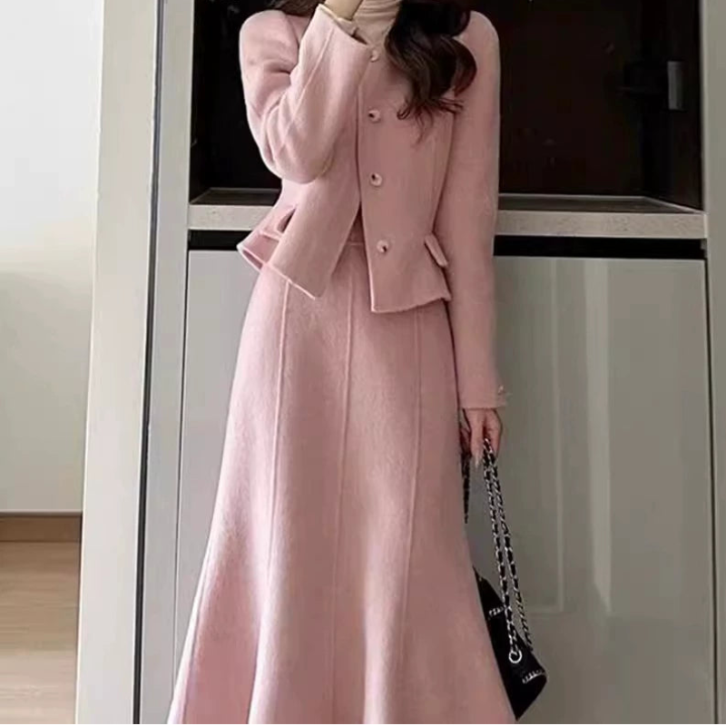 ピンクマーメイドスカートスーツ