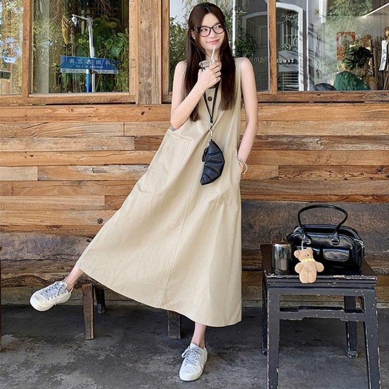 スリーボタンノースリーブワンピース