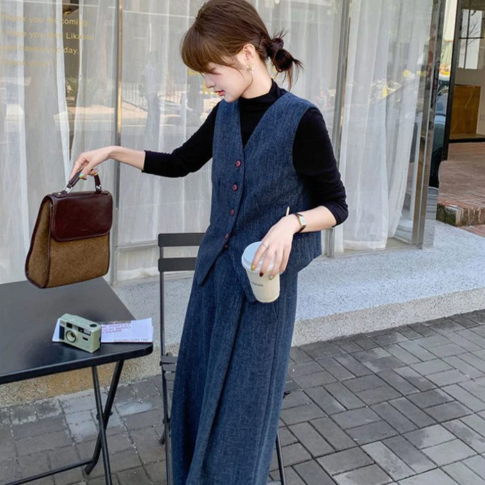 ブルーグレーベスト×ワイドパンツセット